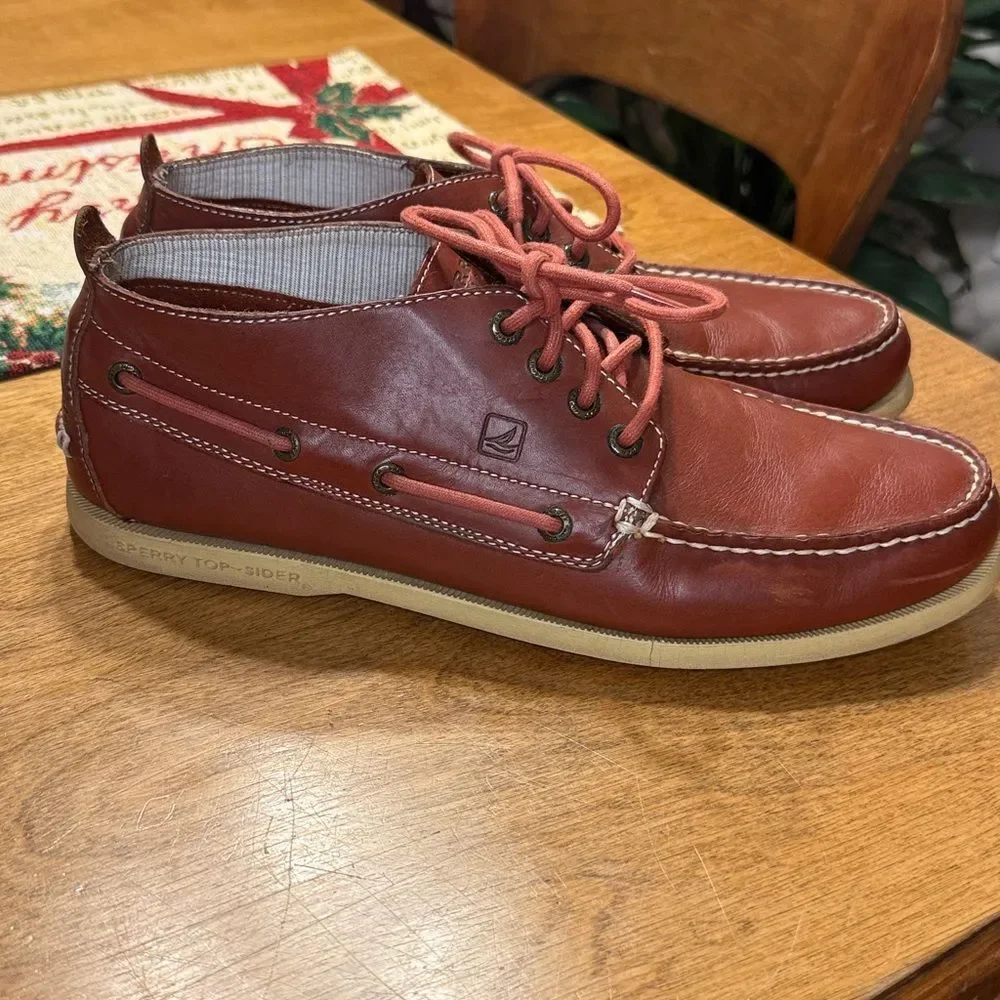 Sperry Top Sider Authentic Original Chukka boot in red leather.